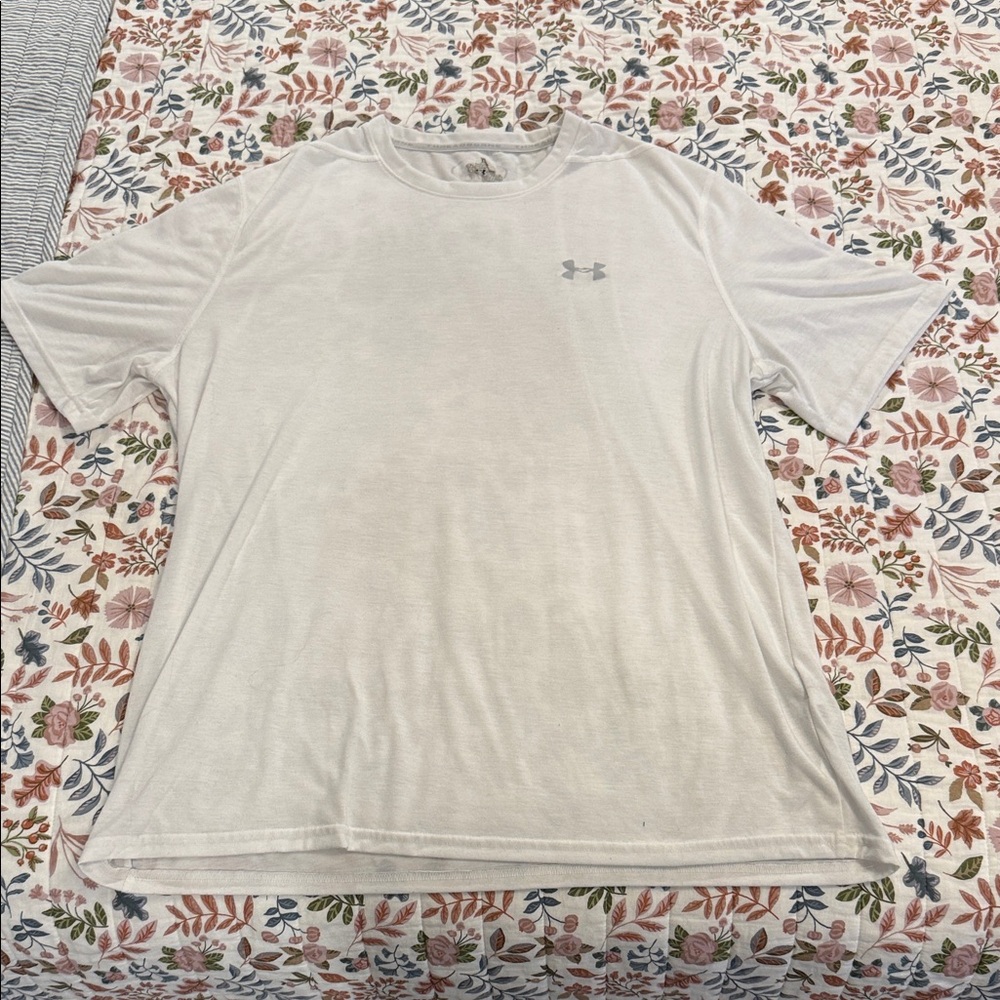 Under Armour Men's White Short Sleeve Tee